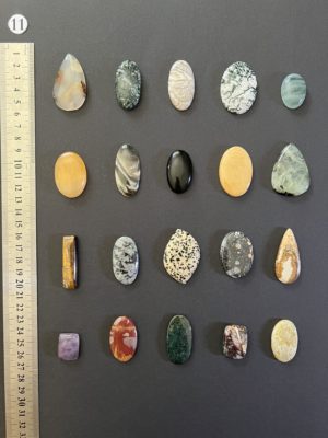 Lot de 20 pierres N°11